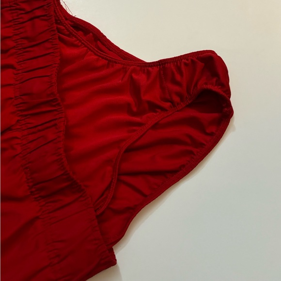 XS Red Athletic Shorts - Picture 3 of 4